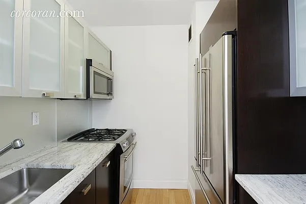 Rented by Corcoran | media 8