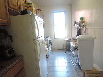 Rented by NYLA Realty