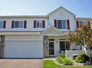 750 Maple Hills Dr APT B, Maplewood, MN 55117