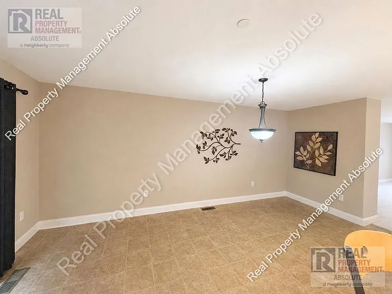 23 Clearview Cir #A — Photo 6