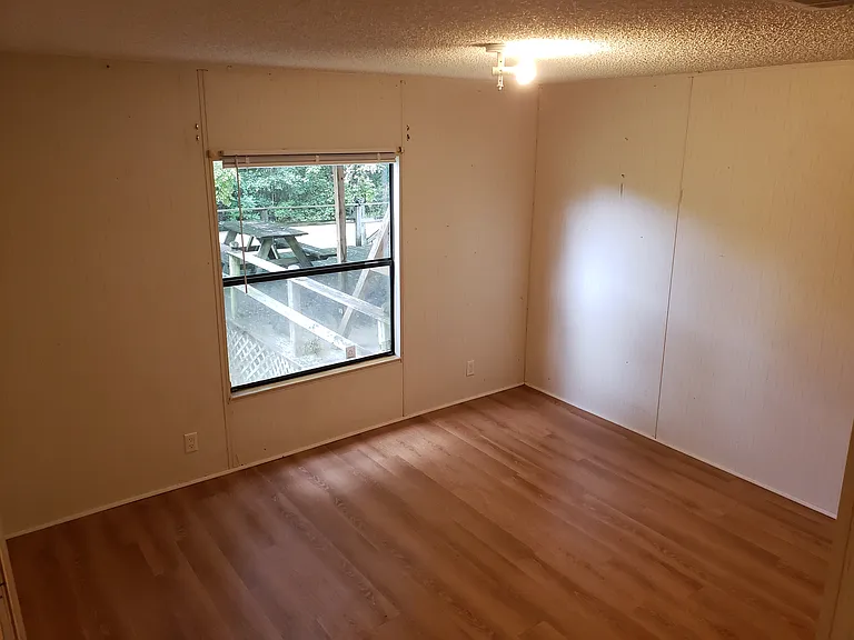7104 Lady Hawk Ln — Photo 32