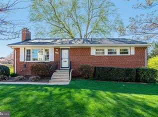5230 Oldcastle Ln, Springfield, VA 22151