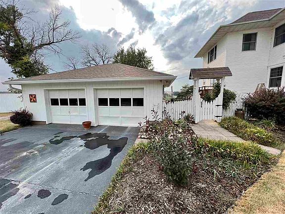 3rd image of 3105 Nn Ave