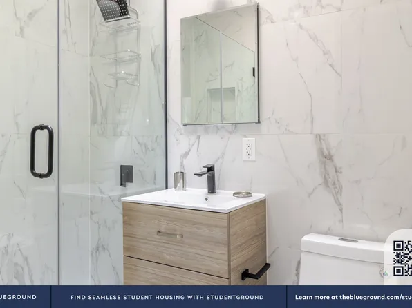 131 Greenpoint Avenue image 16 of 25