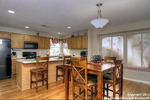2nd image of 302 Scotch Rose Ln