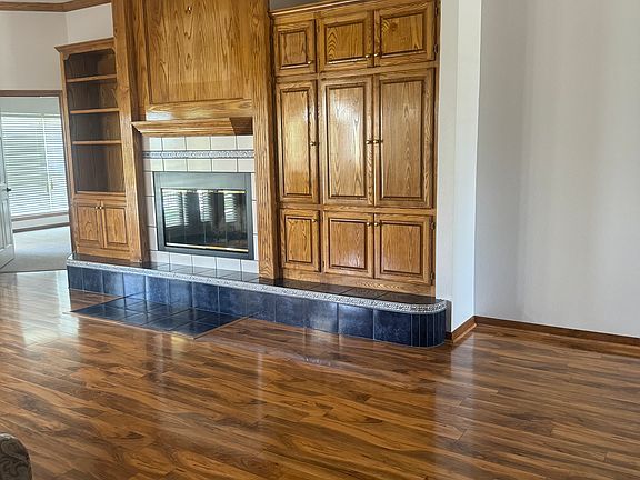 5th image of 49 Cottonwood Ln