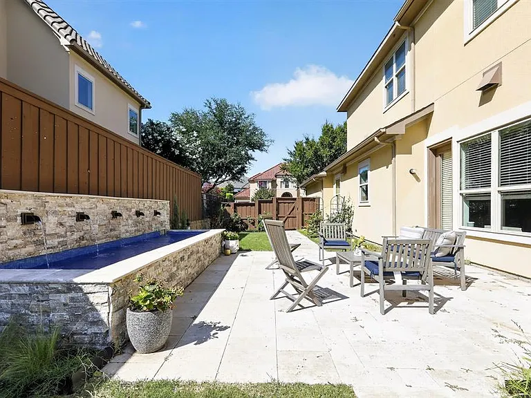 12226 Lazio Ln — Photo 15