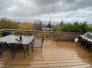 5532 SW Campbell Pl, Seattle, WA 98116