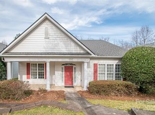 10034 Bishops Gate Blvd, Pineville, NC 28134