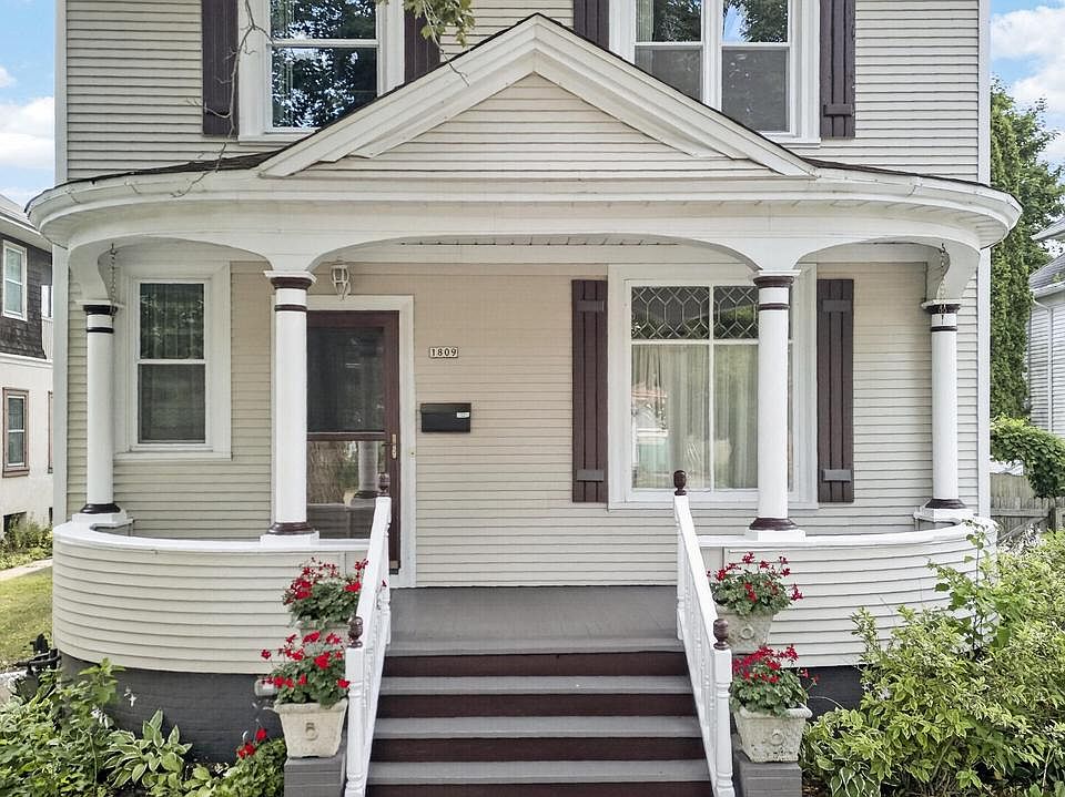 1st image of 1809 N 7th STREET