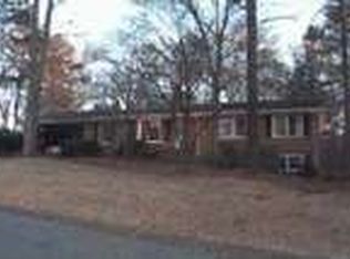 345 Segrest Cir, Athens, GA 30605