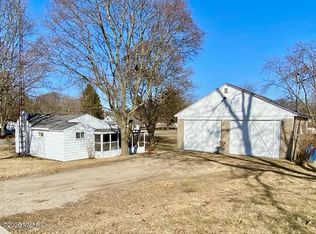 901 E Pearl St, Greenville, MI 48838