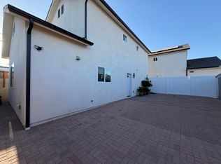 15325 Romar St, Mission Hills, CA 91345