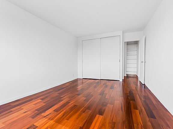 5th image of 11817 Union Tpke APT 5E