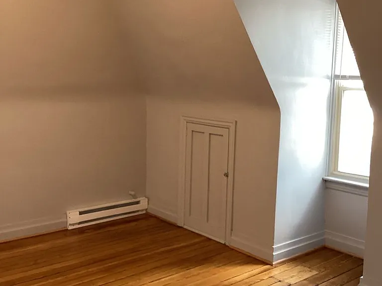 39-43 E Main St — Photo 18