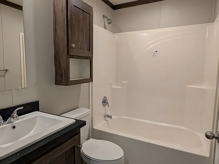457 Apple St — Photo 9