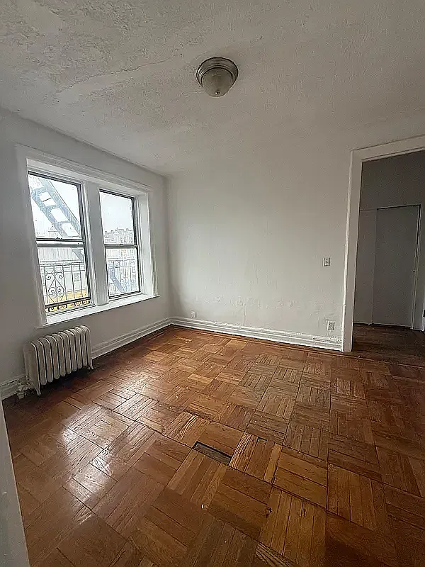 10-40 Neilson Street — Photo 4