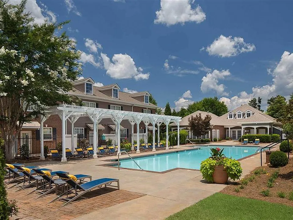 Sundance Creek Townhomes