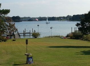 2922 Harryhogan Rd, Callao, VA 22435