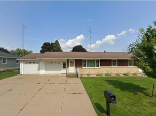 445 Grant St, Fennimore, WI 53809