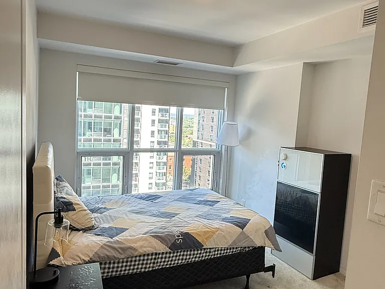 242 Rideau St #1202 — Photo 13