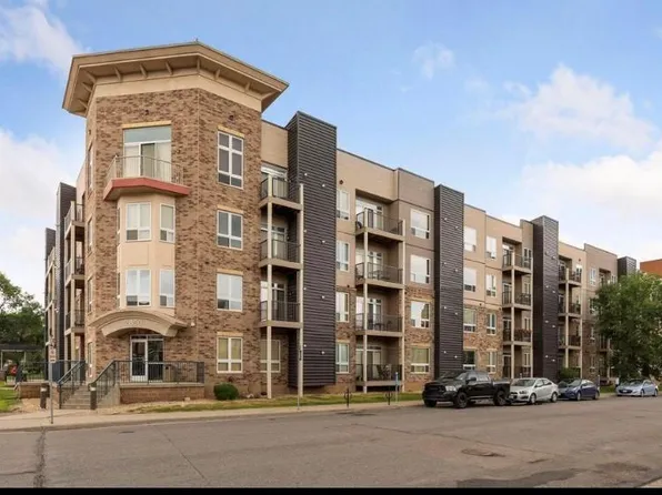 2600 University Ave SE APT 305, Minneapolis, MN 55414