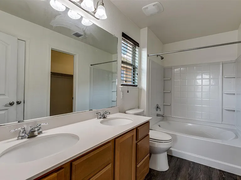 6209 Garden Rose Path — Photo 18