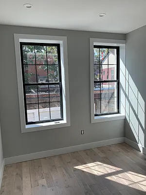 Rented by Hudson Exclusive | media 7