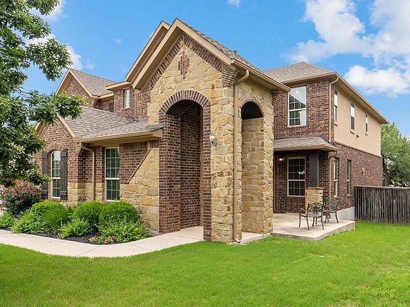 2nd image of 4229 Valley Oaks Dr