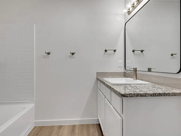 6333 Poppy Dr — Photo 13