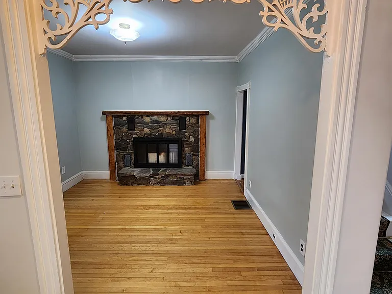 344 Katahdin Ave — Photo 5