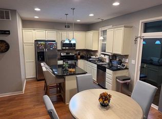 185 80th St, West des moines, IA 50266