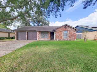 2114 Yorktown Ct N, League City, TX 77573