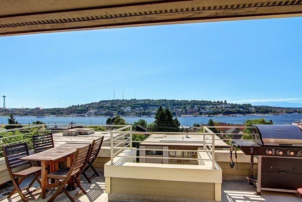 Roof deck