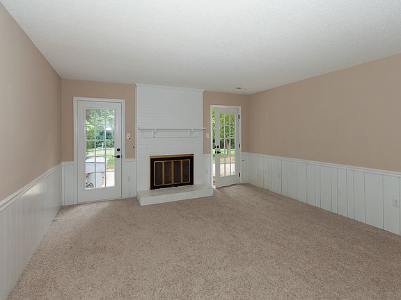 5th image of 7600 Grayling Ct