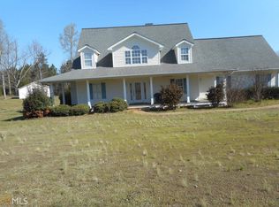 61 Buck Cir, Grantville, GA 30220