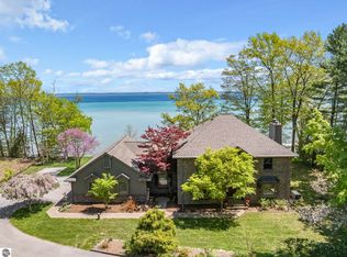 17744 Smokey Hollow Rd, Traverse City, MI 49686