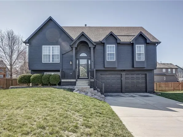 21411 W 119th Ter, Olathe, KS 66061
