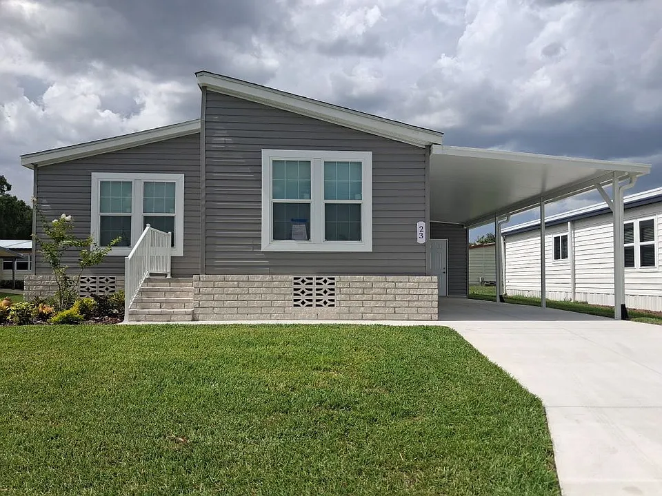 2425 Harden Blvd #23