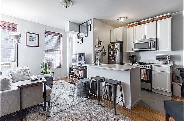 1st image of 163 Mulberry St APT 10