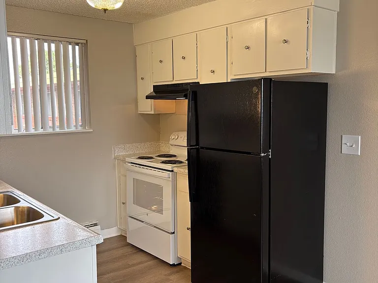 Garden Center Apt. 62, 64 & 70 — Photo 48