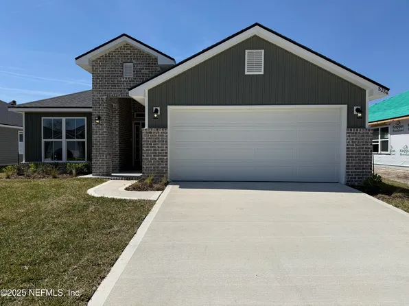 8284 HELMSLEY Boulevard, Jacksonville, FL 32219