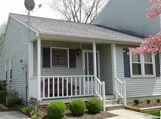1045 Northfield Dr, Carlisle, PA 17013