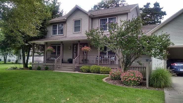 1st image of 15482 Hofma Dr
