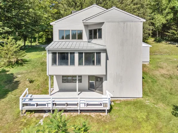 54 Barnes Hill Road, Burlington, CT 06013