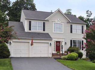 20505 Brandywine Ct, Sterling, VA