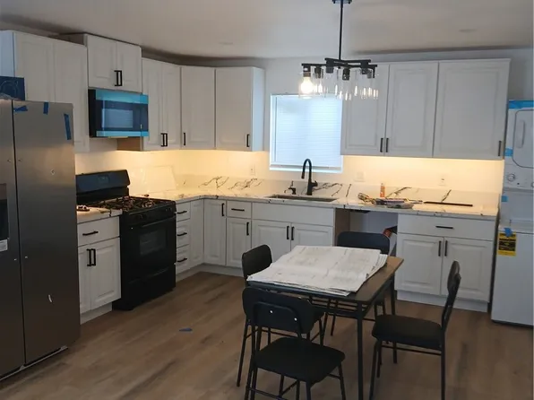 7937 Cleon Ave, Sun Valley, CA 91352