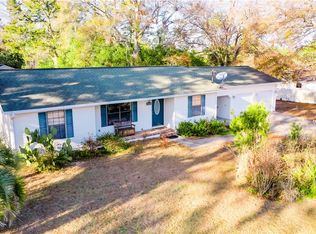 320 Maple Ln, Blackshear, GA 31516