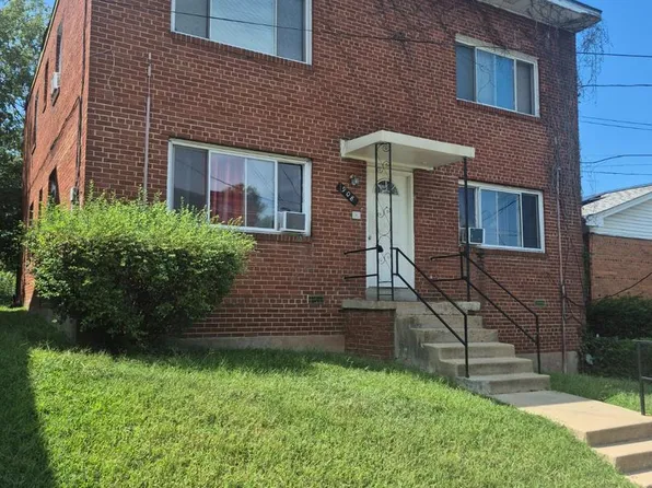 908 48th Pl NE, Washington, DC 20019