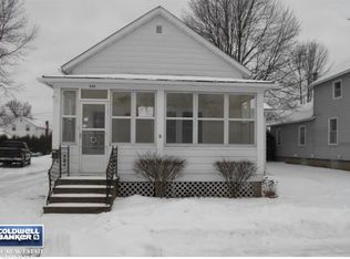 114 Adams St, Oconto, WI 54153